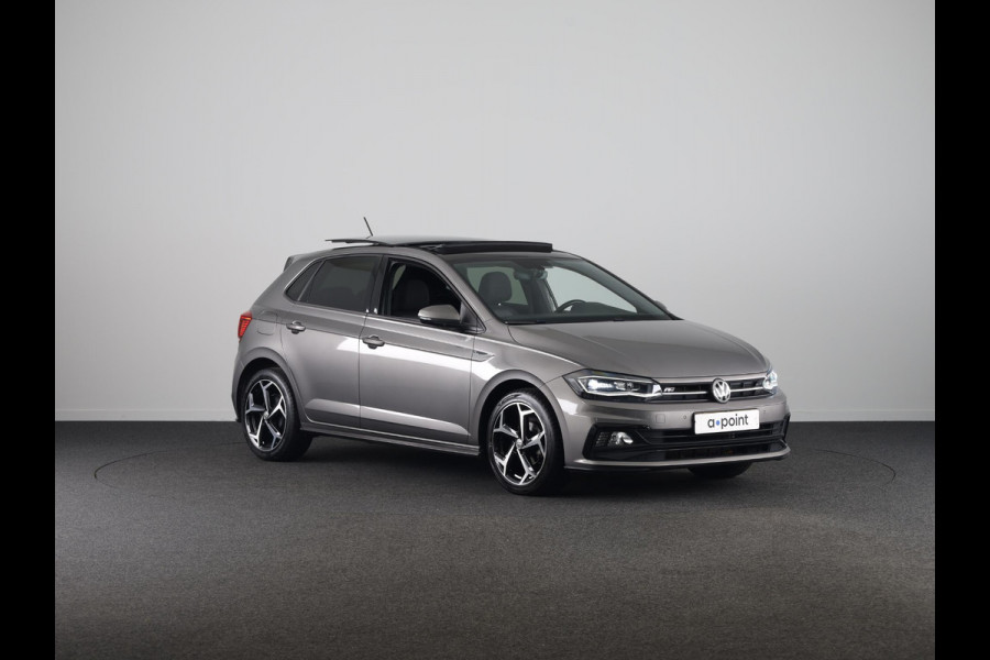 Volkswagen Polo 1.0 TSI Highline 95PK | Panoramadak | Parkeersensoren | R-Line | Digitaal dashboard | Led | Camera