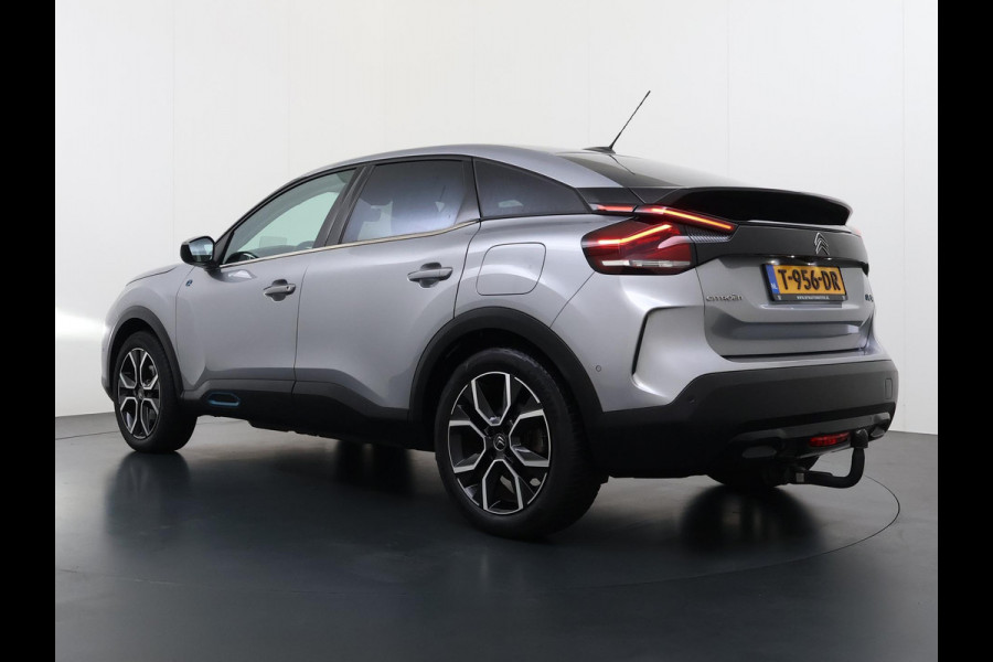 Citroën Ë-C4 Shine 50 kWh SOH 98% 3-FASE LADER | stuur + stoel verwarming | trekhaak | head-up display | Camera | keyles start & go | dodehoek | Rijklaar geleverd met 12 maanden BOVAG-garantie