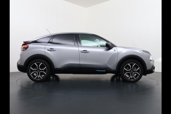 Citroën Ë-C4 Shine 50 kWh SOH 98% 3-FASE LADER | stuur + stoel verwarming | trekhaak | head-up display | Camera | keyles start & go | dodehoek | Rijklaar geleverd met 12 maanden BOVAG-garantie