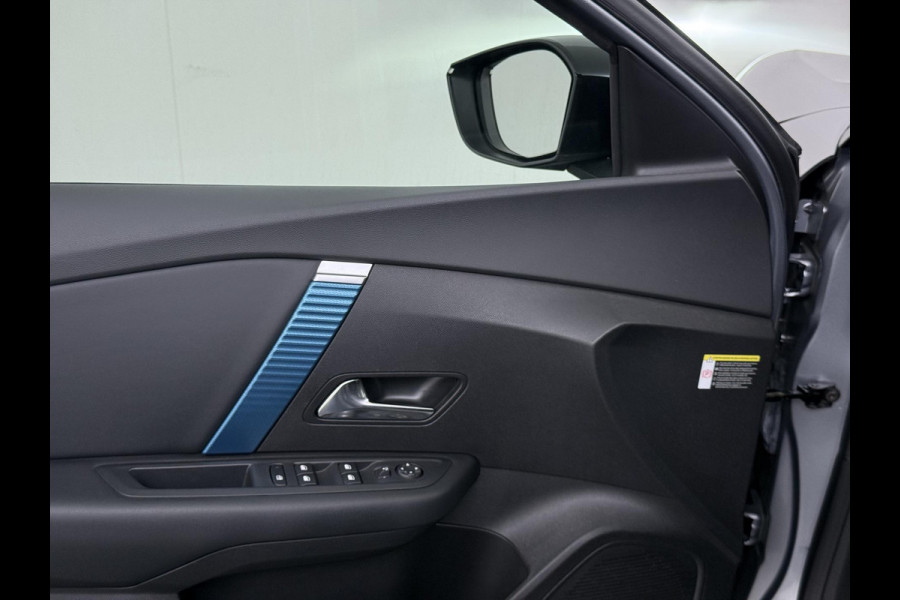 Citroën Ë-C4 Shine 50 kWh SOH 98% 3-FASE LADER | stuur + stoel verwarming | trekhaak | head-up display | Camera | keyles start & go | dodehoek | Rijklaar geleverd met 12 maanden BOVAG-garantie