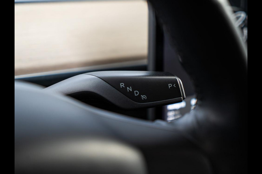 Tesla Model 3 Long Range AWD 75 kWh