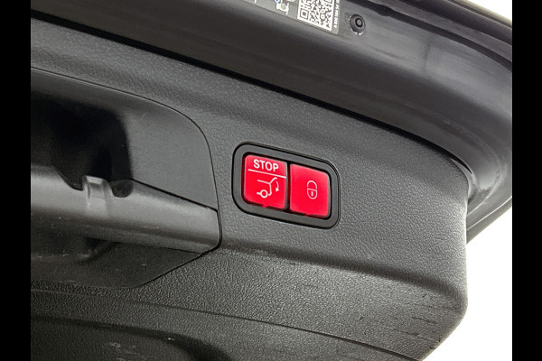 Mercedes-Benz GLE 350 e 4MATIC AMG Premium Plus Panoramadak | 22 inch. Lichtmetalen velgen | navigatie | Night pakket 360 grade camera | Burmester surround | Inclusief 24 maanden MB Certified garantie voor Europa.