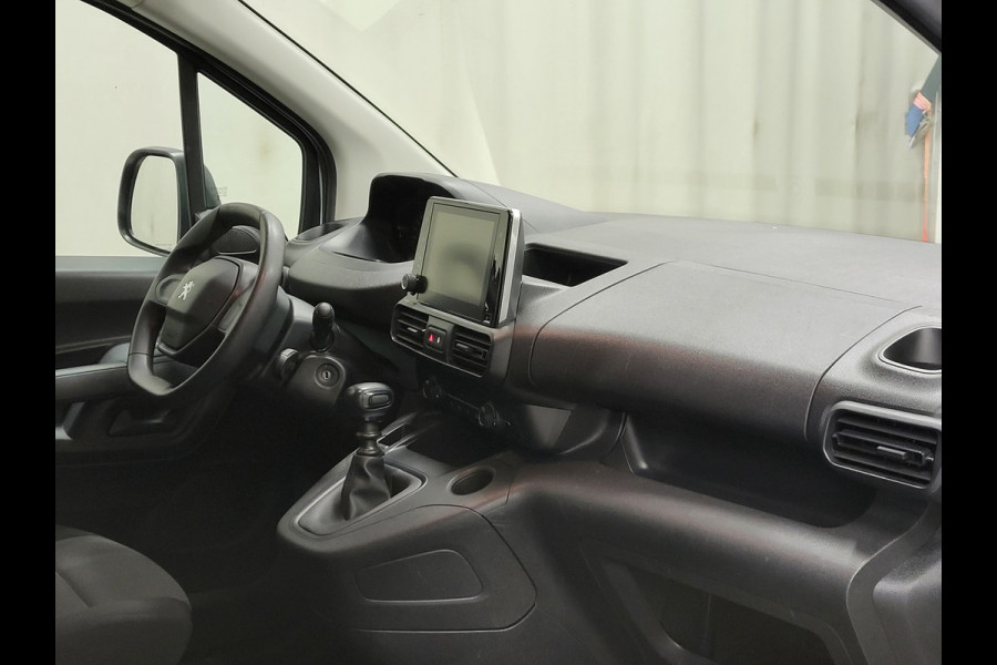 Peugeot Partner 1.2PureTech 110pk Benzine!