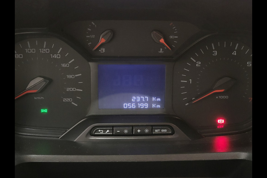 Peugeot Partner 1.2PureTech 110pk Benzine!