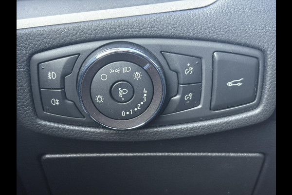 Ford Galaxy 1.5 Titanium Stoelverwarming | Stuurverwarming | Achteruitrijcamera | Trekhaak |