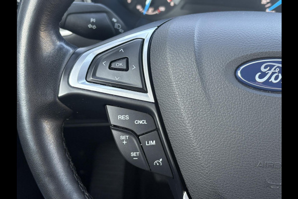 Ford Galaxy 1.5 Titanium Stoelverwarming | Stuurverwarming | Achteruitrijcamera | Trekhaak |