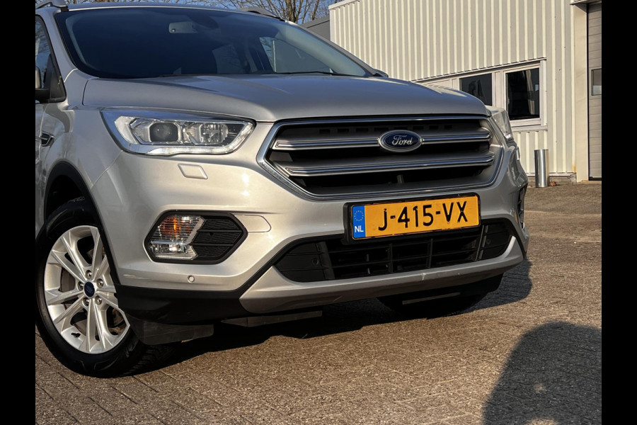 Ford Kuga 1.5 EcoBoost Titanium | 150 pk | Verwarmde voorstoelen | Trekhaak uitklapbaar | Sony audio installatie |