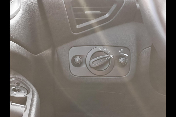 Ford Kuga 1.5 EcoBoost Titanium | 150 pk | Verwarmde voorstoelen | Trekhaak uitklapbaar | Sony audio installatie |