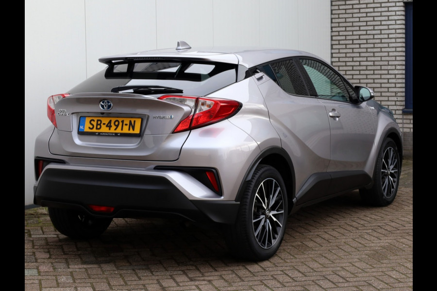 Toyota C-HR 1.8 Hybrid Dynamic | Stoelverwarming | Navigatie | Parkeersensor
