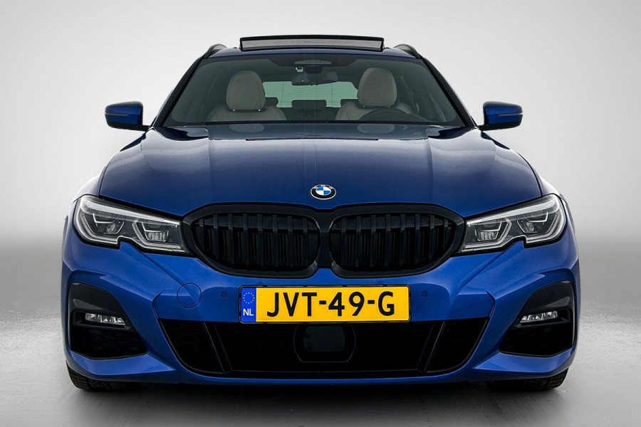 BMW 3 Serie Touring 330e High Executive(Dealer OnderH, Panorama, Laserlights, Navi Pro, Camera, PDC V+A, Cruise Con, Etc)