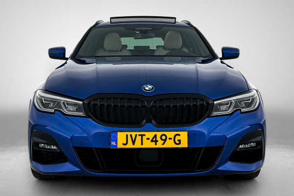 BMW 3 Serie Touring 330e High Executive(Dealer OnderH, Panorama, Laserlights, Navi Pro, Camera, PDC V+A, Cruise Con, Etc)