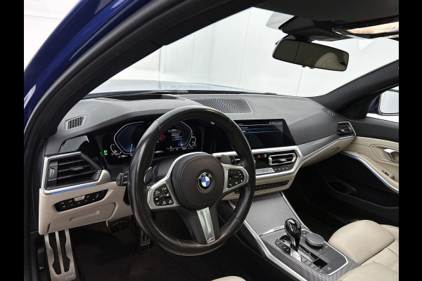 BMW 3 Serie Touring 330e High Executive(Dealer OnderH, Panorama, Laserlights, Navi Pro, Camera, PDC V+A, Cruise Con, Etc)