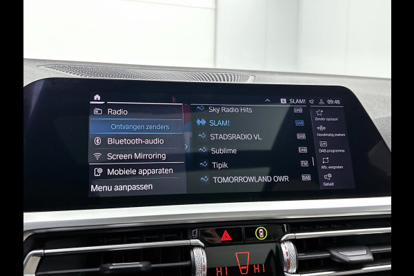 BMW 3 Serie Touring 330e High Executive(Dealer OnderH, Panorama, Laserlights, Navi Pro, Camera, PDC V+A, Cruise Con, Etc)