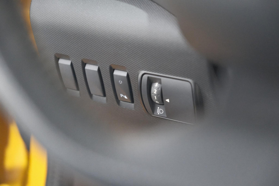 Renault Twingo 1.0 SCe Intens | Premium | Apple Carplay | Parkeersensoren | Cruise Control