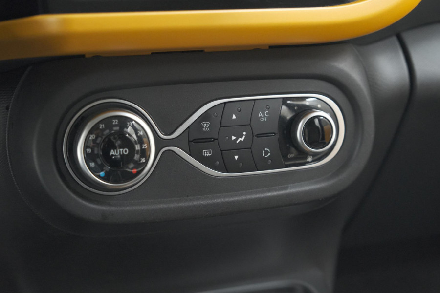 Renault Twingo 1.0 SCe Intens | Premium | Apple Carplay | Parkeersensoren | Cruise Control