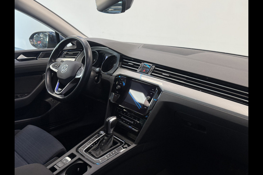 Volkswagen Passat Variant 1.4 TSI PHEV GTE Business ACC Massage Camera Stoelverwarming 24 maanden garantie mogelijk (*vraag naar de voorwaarden)