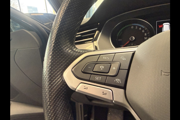 Volkswagen Passat Variant 1.4 TSI PHEV GTE Business ACC Massage Camera Stoelverwarming 24 maanden garantie mogelijk (*vraag naar de voorwaarden)