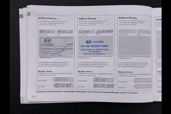 Hyundai Kona EV Premium 64 kWh SOH 100% | 3-FASE | WARMTEPOMP | LEDER | STOEL VERWARM, VENTILATIE | CAMERA | RIJKLAAR INCL. 12 MND BOVAG GARANTIE