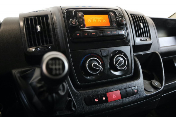 Citroën Jumper 2.2 BlueHDi ZWART 120PK BJ 2024 L2/H1 TREKHAAK AIRCO CAMERA CRUISE CONTROL LEASE V/A €99,- p.m. INRUIL MOGELIJK