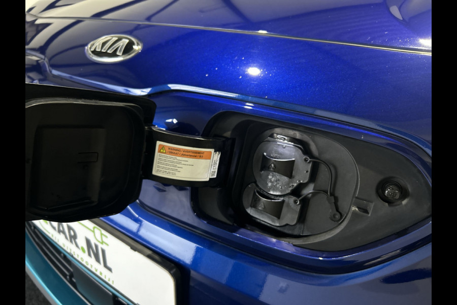 Kia e-Niro DynamicPlusLine 64 kWh Parkeercamera | Navigatie Soh (batterijcheck) Waarde 95,0 %!
