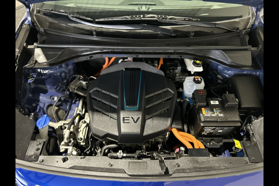 Kia e-Niro DynamicPlusLine 64 kWh Parkeercamera | Navigatie Soh (batterijcheck) Waarde 95,0 %!