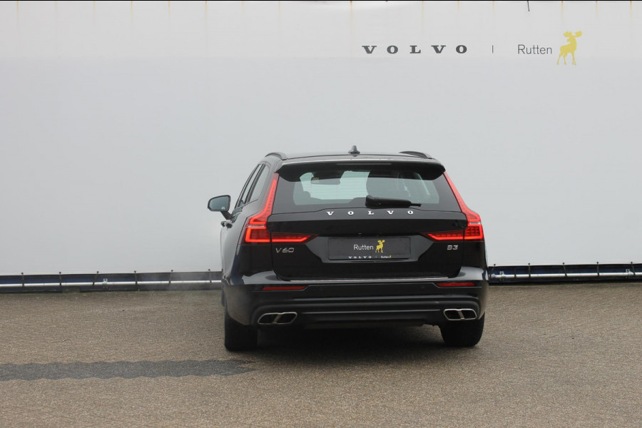 Volvo V60 B3 163PK Automaat Momentum Advantage Lederen bekleding / Apple Carplay / Cruise control / Stoelverwarming / Stuurwielverwarming / lichtmetalen velgen / Road Sign information