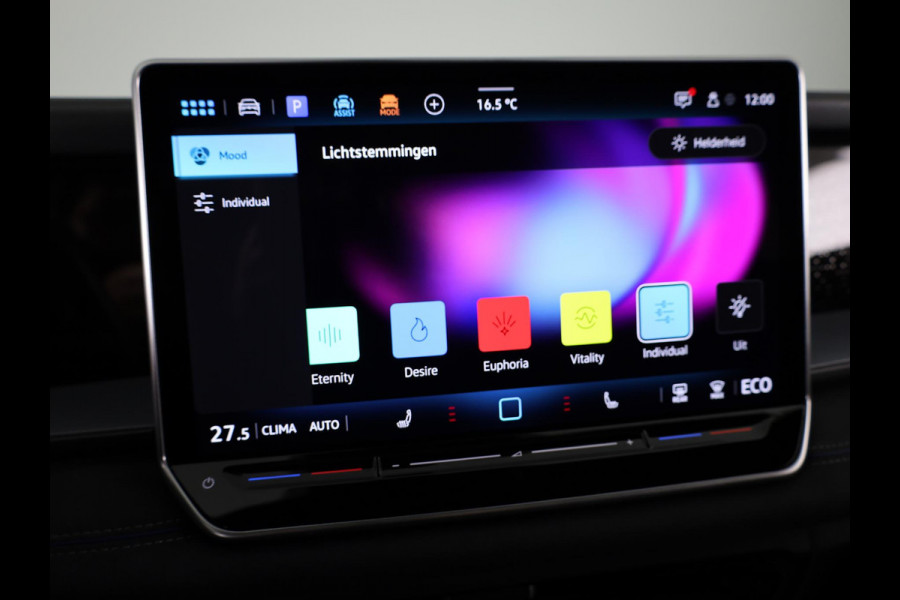 Volkswagen Tayron 1.5 eHybrid R-Line Edition 204 pk Automaat (DSG) | Verlengde garantie | Navigatie | Panoramadak | Trekhaak (wegklapbaar) | Parkeersensoren (Park assist) | Rondomzicht camera | Black Style pakket | R-Line |