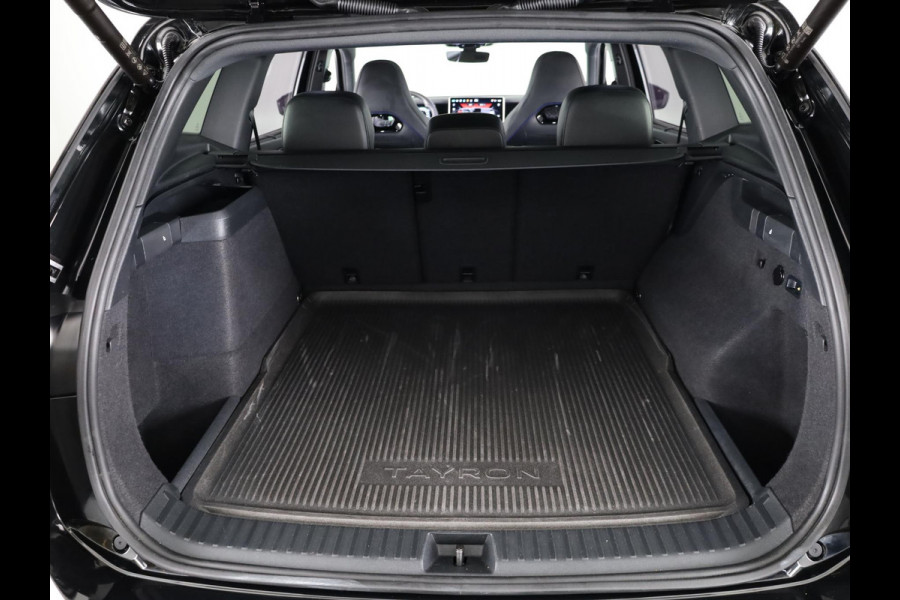 Volkswagen Tayron 1.5 eHybrid R-Line Edition 204 pk Automaat (DSG) | Verlengde garantie | Navigatie | Panoramadak | Trekhaak (wegklapbaar) | Parkeersensoren (Park assist) | Rondomzicht camera | Black Style pakket | R-Line |