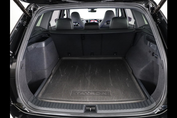 Volkswagen Tayron 1.5 eHybrid R-Line Edition 204 pk Automaat (DSG) | Verlengde garantie | Navigatie | Panoramadak | Trekhaak (wegklapbaar) | Parkeersensoren (Park assist) | Rondomzicht camera | Black Style pakket | R-Line |