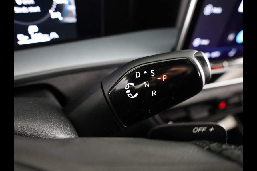 Volkswagen Tayron 1.5 eHybrid R-Line Edition 204 pk Automaat (DSG) | Verlengde garantie | Navigatie | Panoramadak | Trekhaak (wegklapbaar) | Parkeersensoren (Park assist) | Rondomzicht camera | Black Style pakket | R-Line |