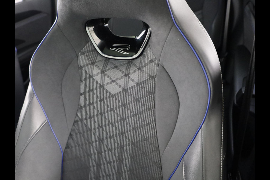 Volkswagen Tayron 1.5 eHybrid R-Line Edition 204 pk Automaat (DSG) | Verlengde garantie | Navigatie | Panoramadak | Trekhaak (wegklapbaar) | Parkeersensoren (Park assist) | Rondomzicht camera | Black Style pakket | R-Line |