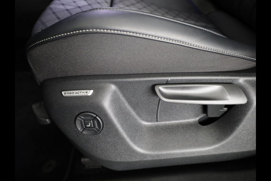 Volkswagen Tayron 1.5 eHybrid R-Line Edition 204 pk Automaat (DSG) | Verlengde garantie | Navigatie | Panoramadak | Trekhaak (wegklapbaar) | Parkeersensoren (Park assist) | Rondomzicht camera | Black Style pakket | R-Line |