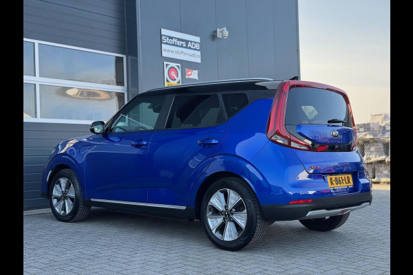 Kia e-Soul DynamicLine 64 kWh | €11.350 EX BTW | Camera | Navi | Winterpack | Head-up | BLIS | ACC | LED | 100% Kia onderhouden