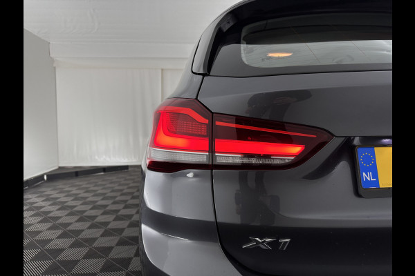 BMW X1 xDrive25e eDrive Edition (INCL.BTW) *HEAD-UP | LEATHER | FULL-LED | HARMAN/KARDON | HEATED-COMFORTSEATS | NAVI-FULLMAP | ECC | PDC | CRUISE | 17''ALU | TOWBAR*