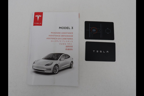 Tesla Model 3 Standard RWD Plus 60 kWh | Autopilot | Panoramadak | Leder | Stoelverwarming | Full LED | Camera | Navigatie | Keyless