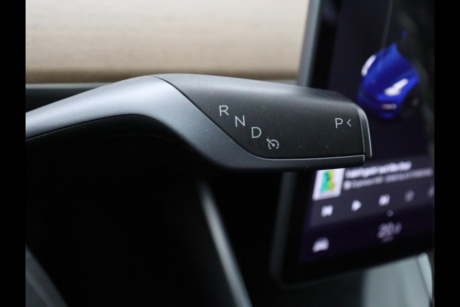 Tesla Model 3 Standard RWD Plus 60 kWh | Autopilot | Panoramadak | Leder | Stoelverwarming | Full LED | Camera | Navigatie | Keyless