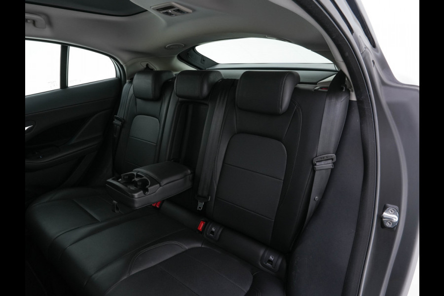 Jaguar I-PACE EV400 Business Edition S 90 kWh [ 3-Fase ] {SOH-89%} (INCL.BTW) *PANO | FULL-LEATHER | FULL-LED | HEATED-COMFORTSEATS | DAB+ | CAMERA | DIGI-COCKPIT | NAVI-FULLMAP | ECC | PDC | CRUISE | 18''ALU*