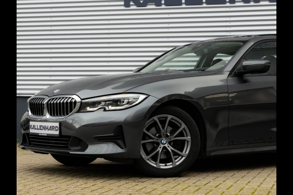BMW 3-serie 320d - Sportstoelen - Schuif-/kanteldak - Hifi - Camera - Keyless Entry