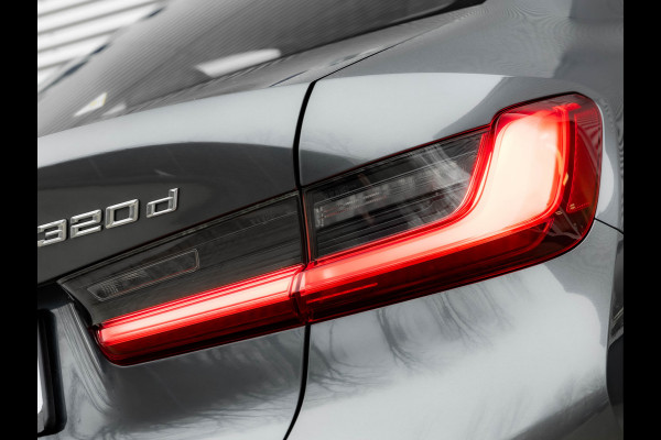 BMW 3-serie 320d - Sportstoelen - Schuif-/kanteldak - Hifi - Camera - Keyless Entry