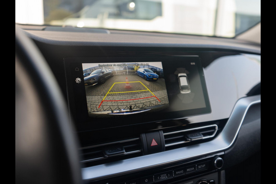 Kia e-Niro ExecutiveLine 64 kWh | Stoelverwarming-verkoeling | Cruise | Clima | Camera | Carplay | Navi | Keyless | Stoelverwarming-verkoeling |