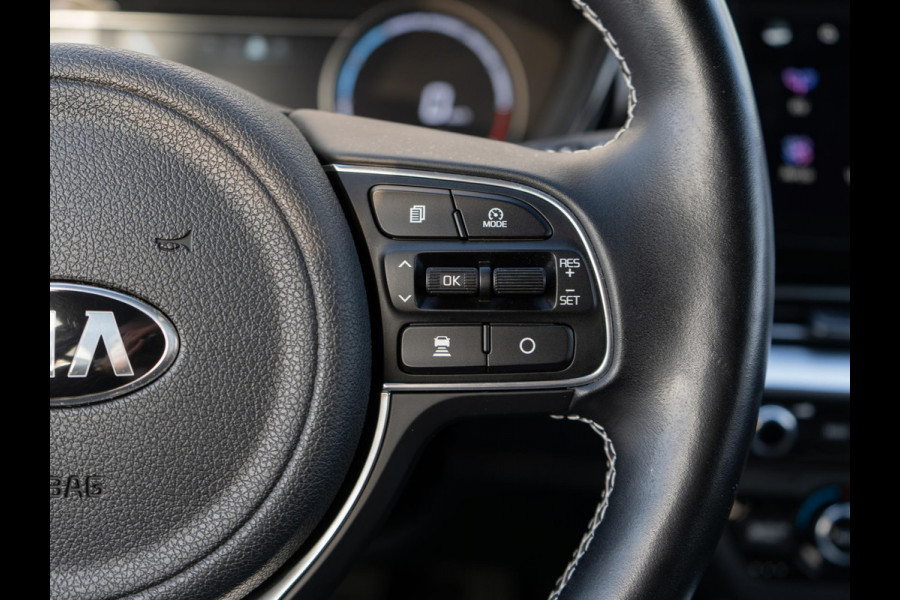 Kia e-Niro ExecutiveLine 64 kWh | Stoelverwarming-verkoeling | Cruise | Clima | Camera | Carplay | Navi | Keyless | Stoelverwarming-verkoeling |