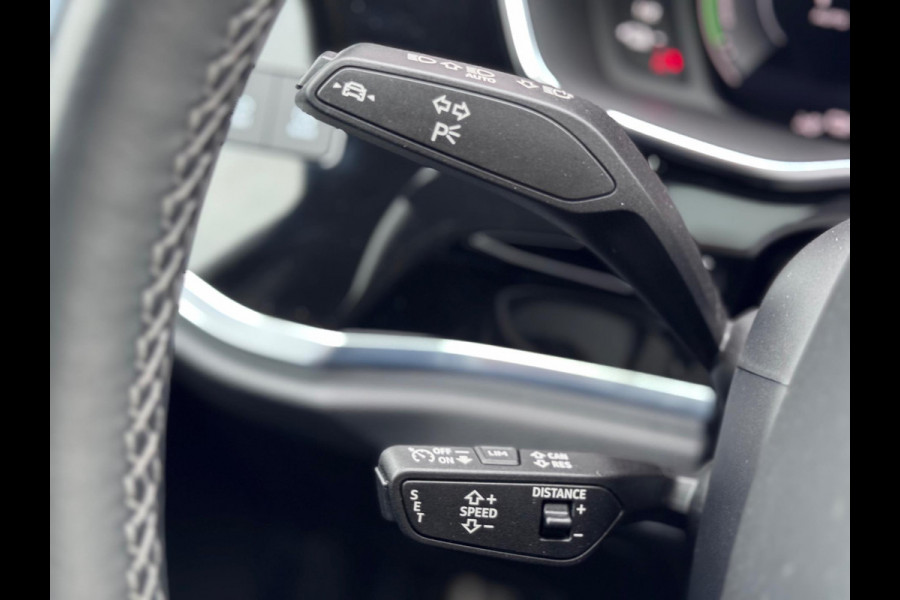 Audi Q3 Sportback 45 TFSI e S Edition Pano/Sfeer/Keyless