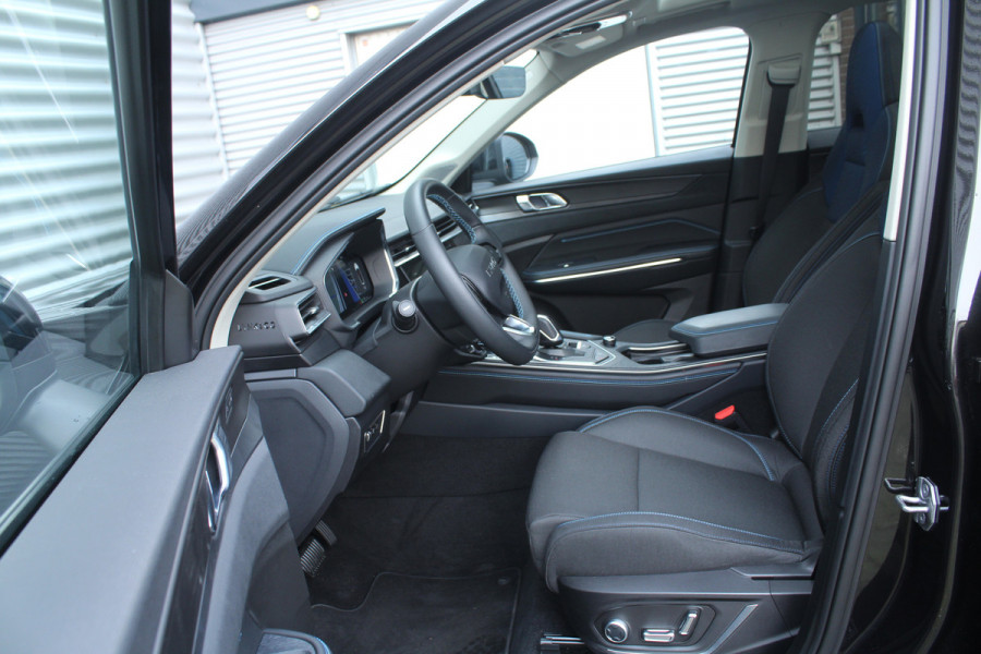 Lynk & Co 01 1.5 262pk PHEV 360 Camera BTW NL-Auto NAP Panoramadak Clima Cruise Navi Carplay 20"LMV El. Klep