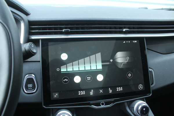 Lynk & Co 01 1.5 262pk PHEV 360 Camera BTW NL-Auto NAP Panoramadak Clima Cruise Navi Carplay 20"LMV El. Klep