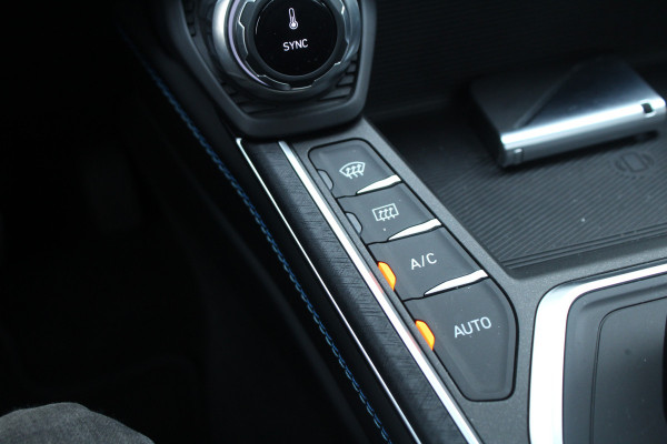 Lynk & Co 01 1.5 262pk PHEV 360 Camera BTW NL-Auto NAP Panoramadak Clima Cruise Navi Carplay 20"LMV El. Klep