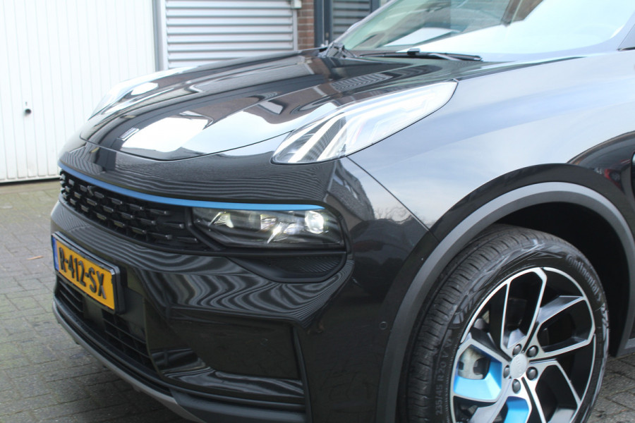 Lynk & Co 01 1.5 262pk PHEV 360 Camera BTW NL-Auto NAP Panoramadak Clima Cruise Navi Carplay 20"LMV El. Klep