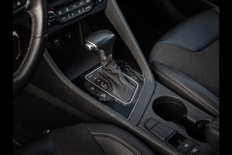 Kia Niro 1.6 GDi Hybrid DynamicLine | Navigatie | Achteruitrijcamera |