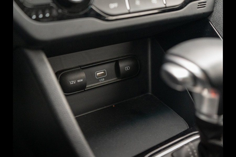 Kia Niro 1.6 GDi Hybrid DynamicLine | Trekhaak | Navigatie | PDC |