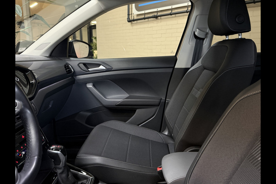 Volkswagen T-Cross 1.0 TSI 115pk AUT Style | Navi | 18 inch | LED | ACC | Blindspot | PDC V+A | Carplay | 100% Onderhouden!