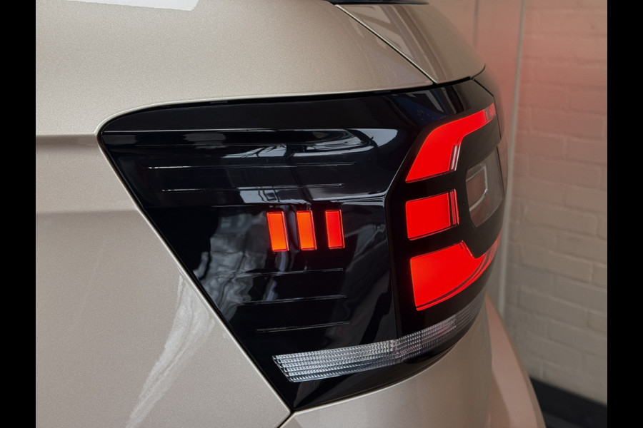 Volkswagen T-Cross 1.0 TSI 115pk AUT Style | Navi | 18 inch | LED | ACC | Blindspot | PDC V+A | Carplay | 100% Onderhouden!